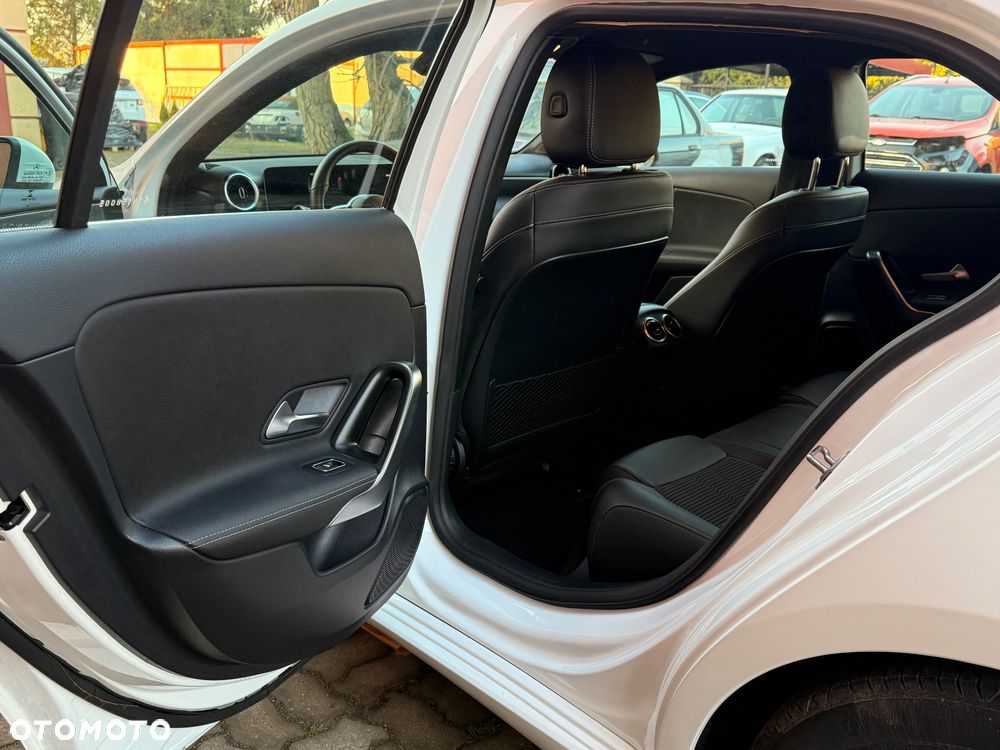 Mercedes-Benz Klasa A 180 Edition 2020 - 11