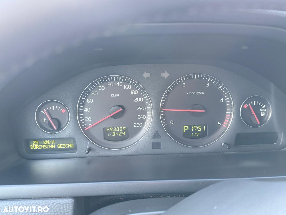 Volvo XC 90 D5 Automatik Premium - 2