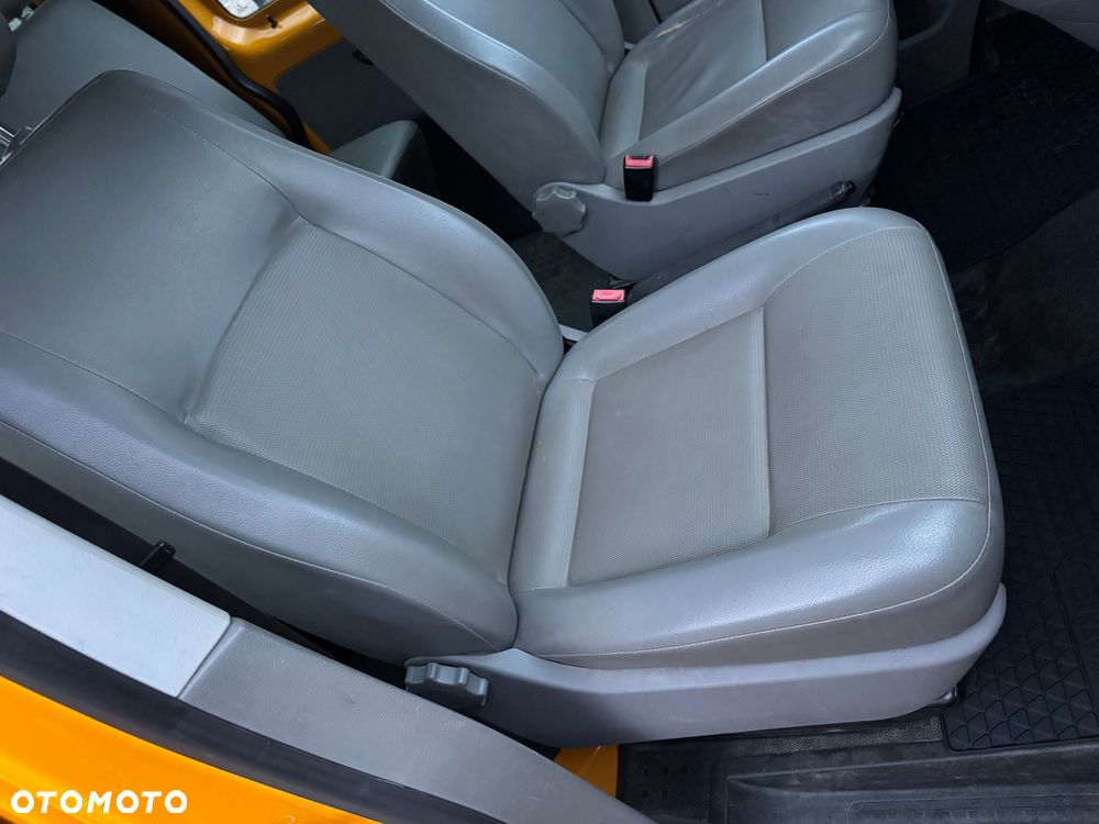 Volkswagen Transporter - 27