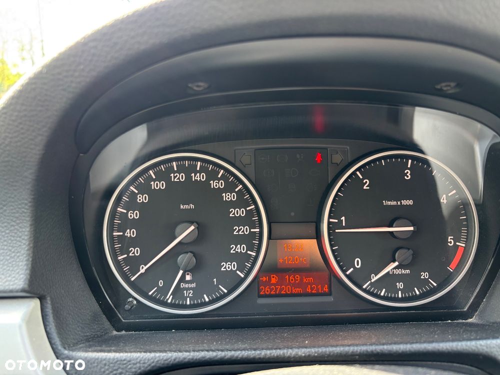 BMW Seria 3 320d xDrive DPF Touring Edition Fleet - 9