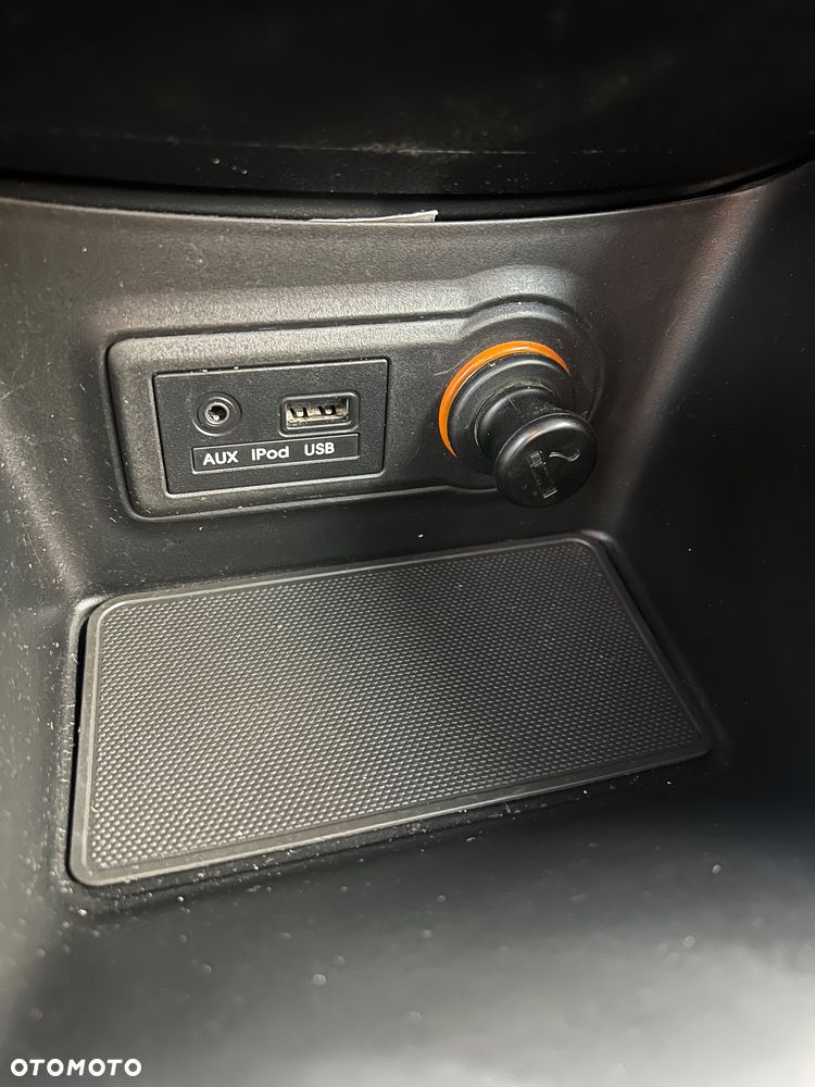 Kia Venga 1.6 CVVT Automatik Platinum Edition - 24