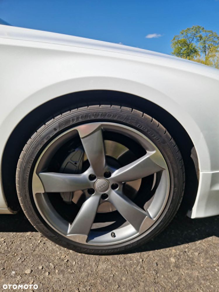 Audi A8 4.2 FSI L Quattro - 17