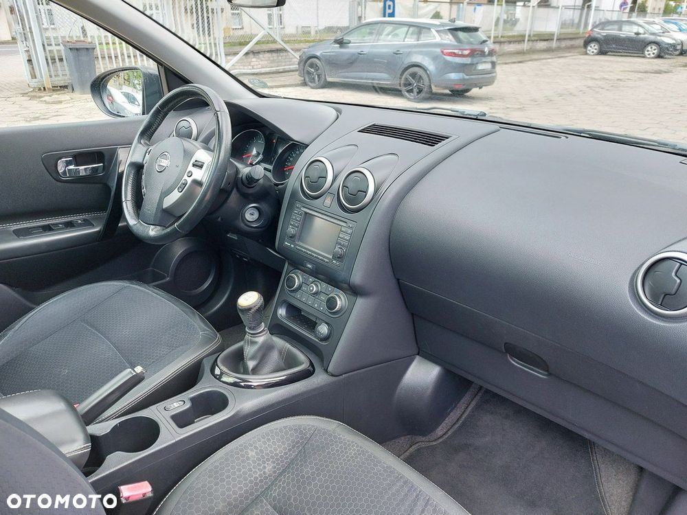Nissan Qashqai - 13