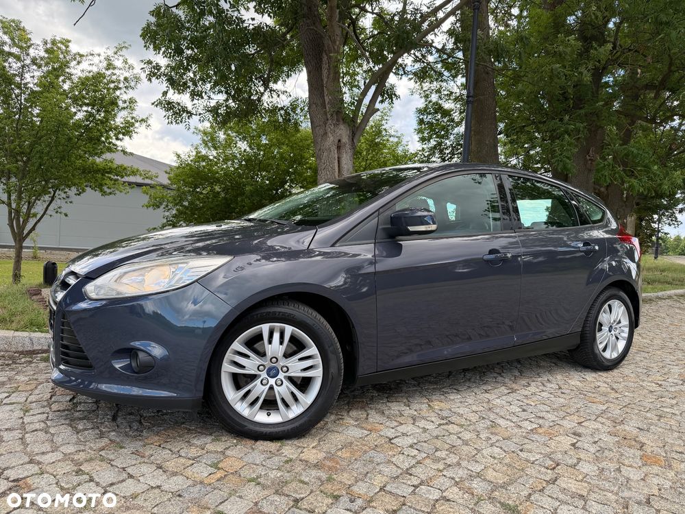 Ford Focus 1.6 TDCi DPF Champions Edition - 16