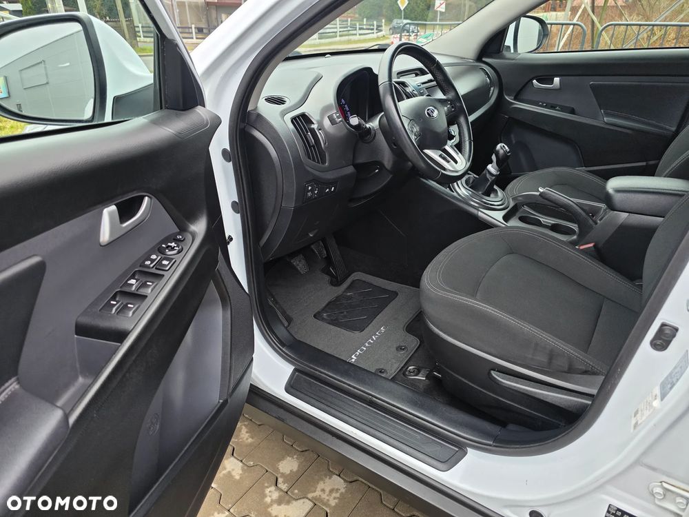 Kia Sportage 1.6 GDI 2WD Dream-Team Edition - 29