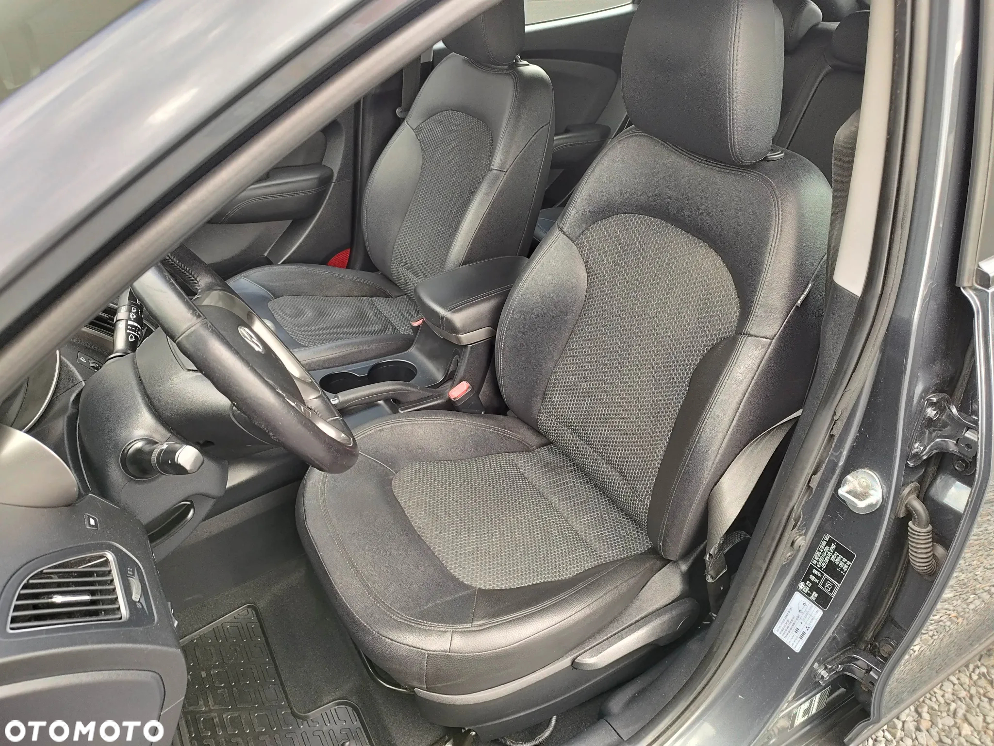 Hyundai ix35 2.0 CRDi Comfort 2WD - 17