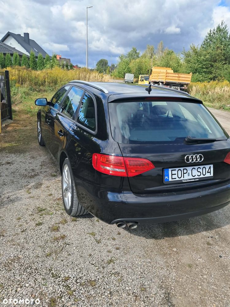Audi A4 Avant 2.0 TDI DPF - 2