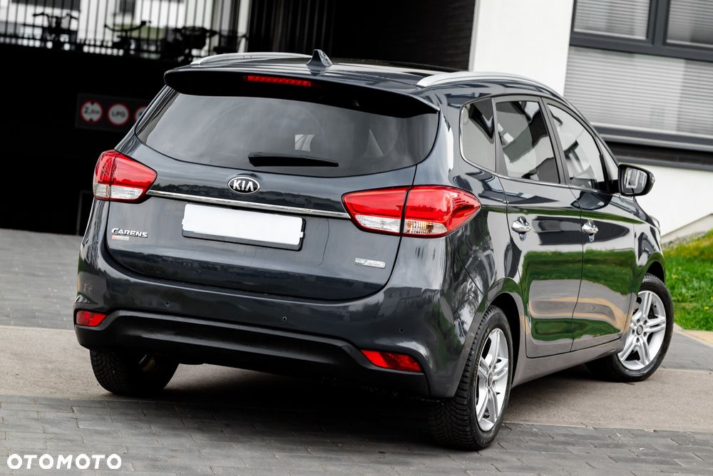 Kia Carens 1.7 CRDi 141 ISG Vision - 13