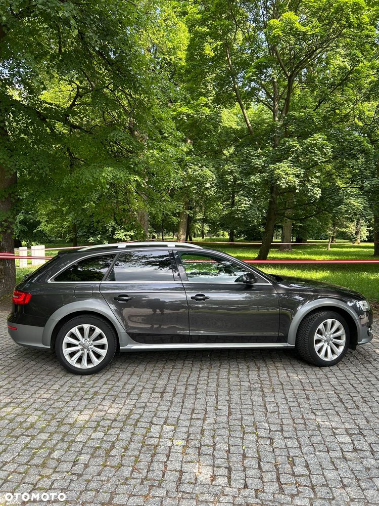 Audi A4 Allroad - 4
