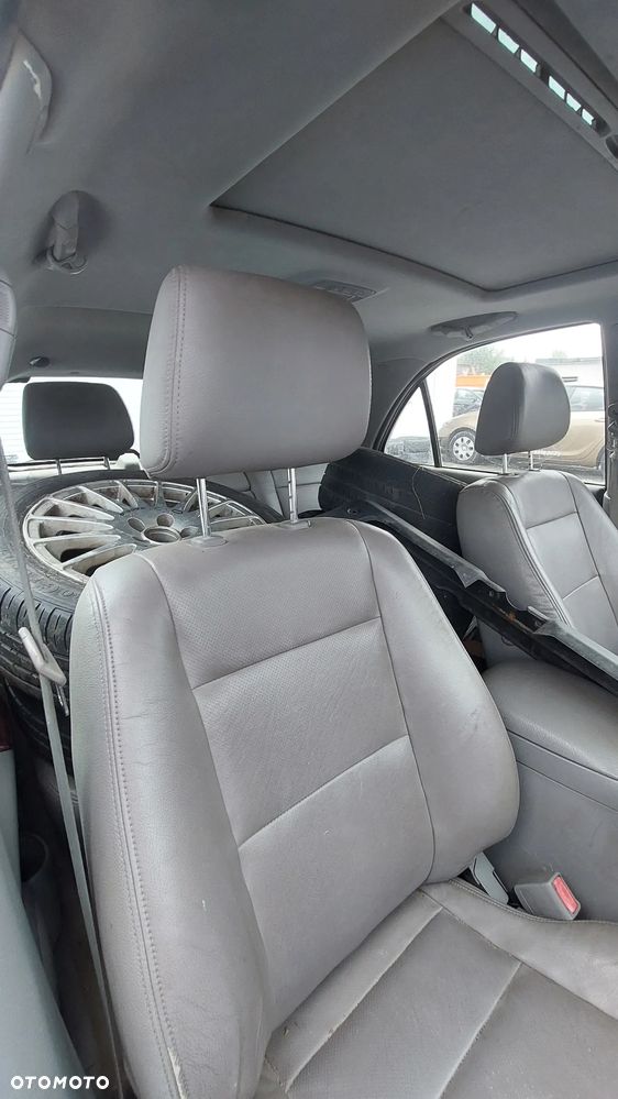 KIA Sorento 2,5 d 2008 2004 na części fotel lusterko drzwi szyby lampa maska klapa zamek panel koła felgi - 22