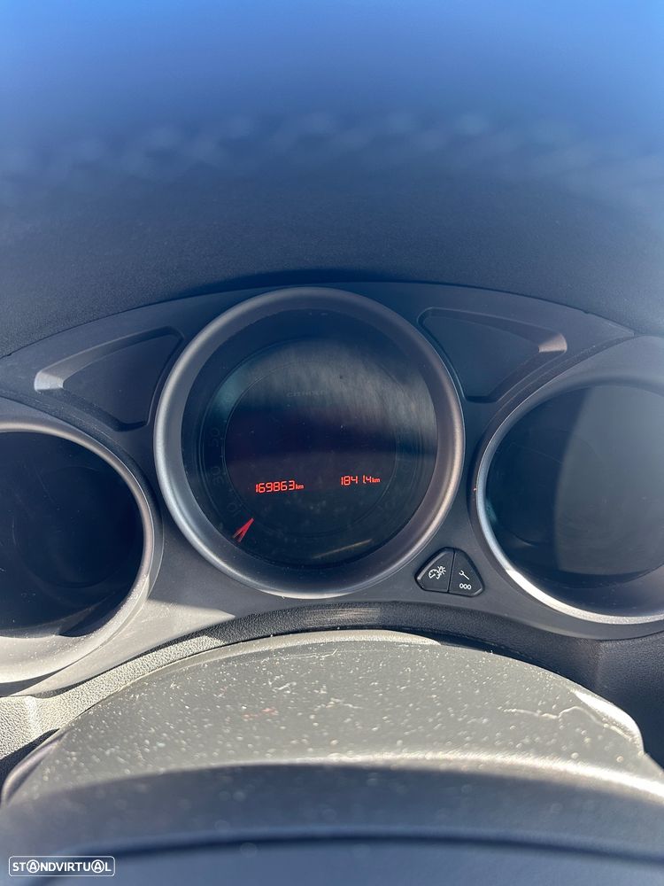 Citroën C4 1.6 HDi Attraction - 4