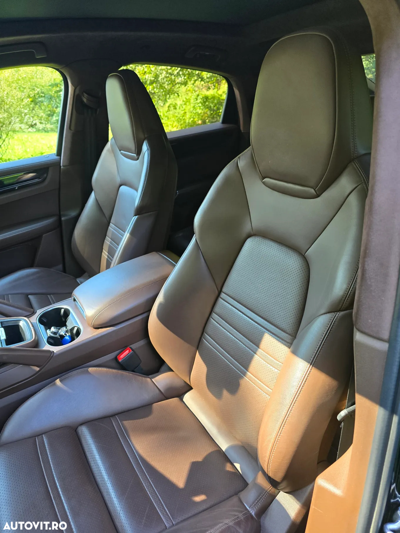 Porsche Cayenne - 9