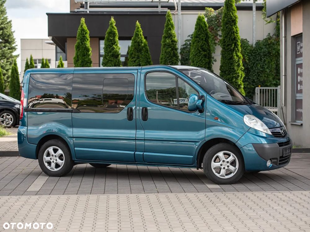Opel Vivaro - 2