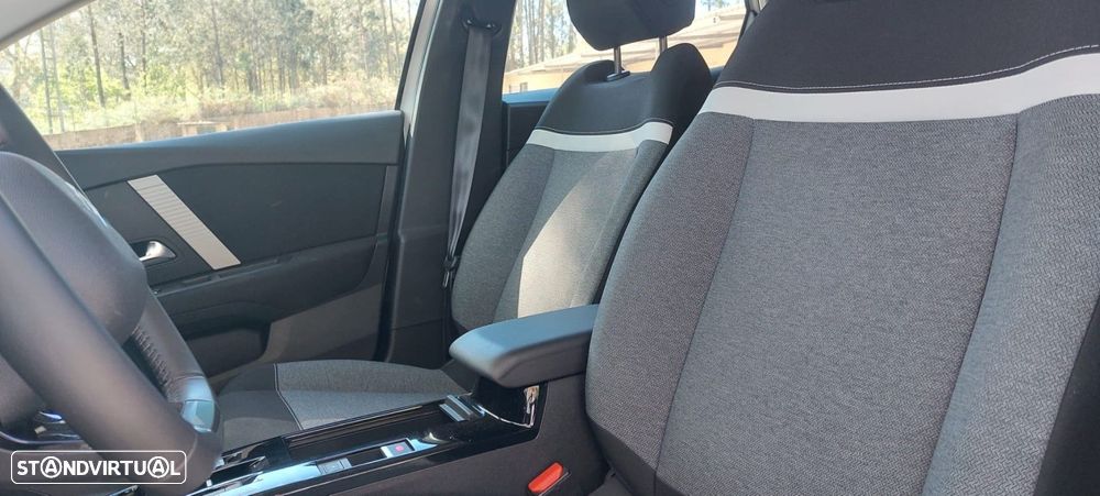 Citroën e-C4 136 YOU - 6