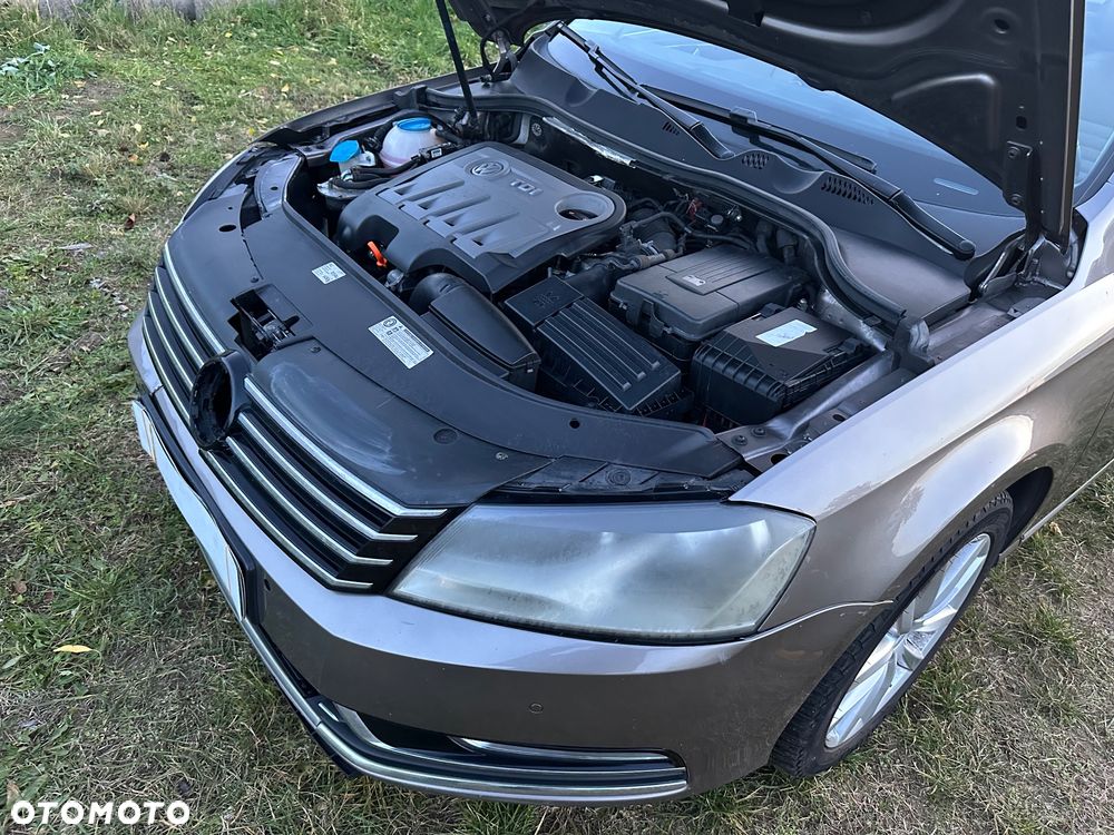 Volkswagen Passat Variant 2.0 TDI BlueMotion Technology Trendline - 25