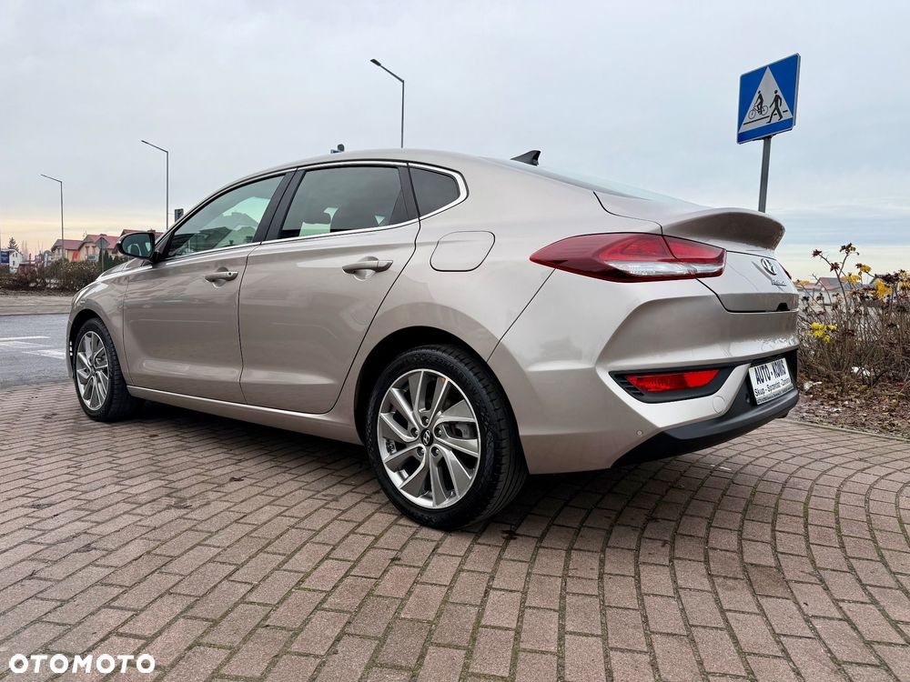 Hyundai i30 1.4 T-GDI Premiere Style - 24