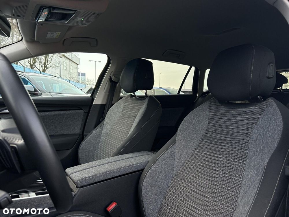 Skoda Superb 2.0 TDI SCR Selection DSG - 12