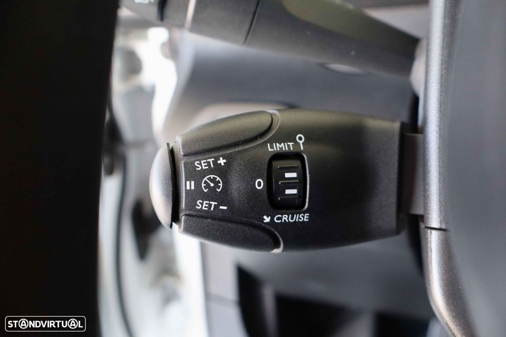 Peugeot Partner 1.6 BlueHDI Confort L1 - 18