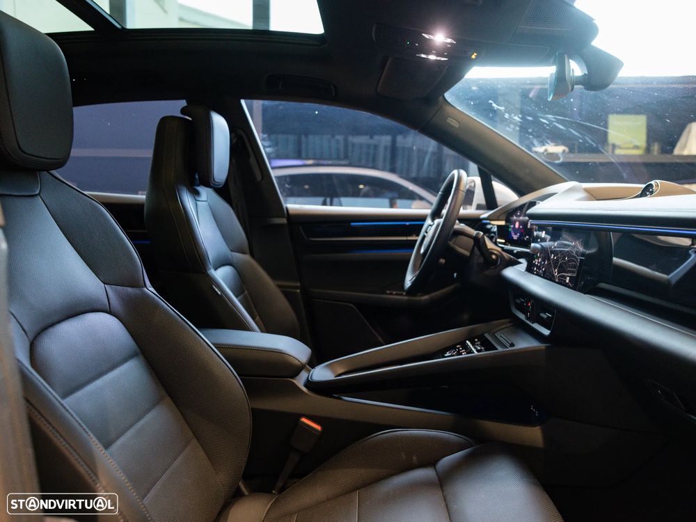 Porsche Macan Electric 4S - 45