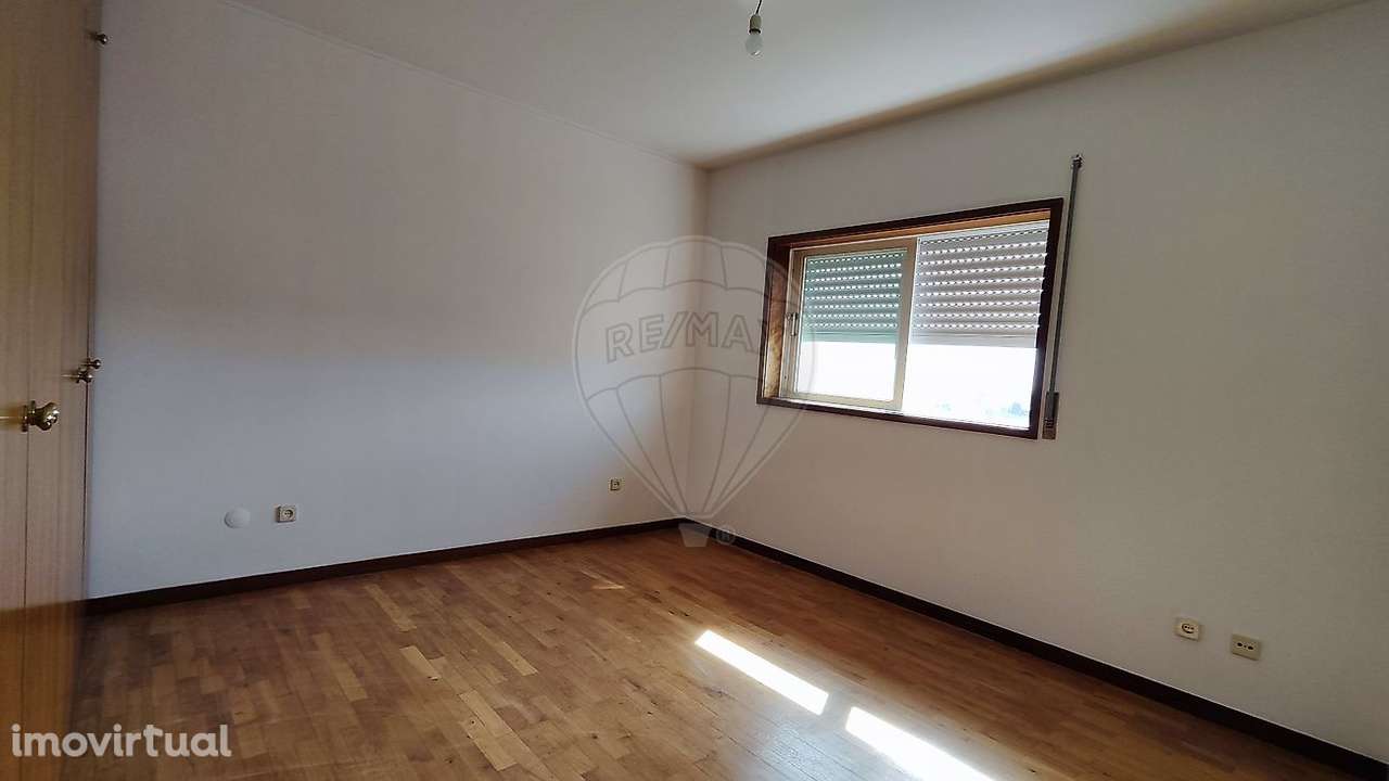 Apartamento T3 para arrendamento - Grande imagem: 2/13