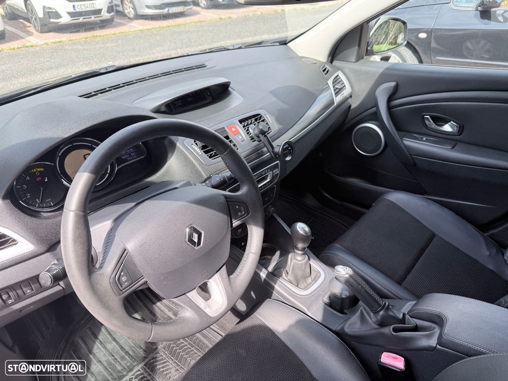 Renault Mégane Sport Tourer 1.5 dCi Dynamique - 6