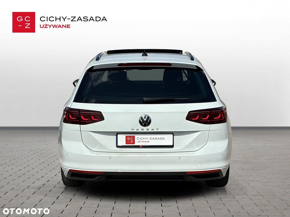 Volkswagen Passat - 5