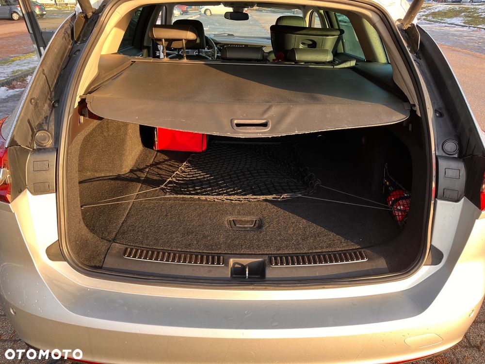 Opel Insignia 1.5 T Elite S&S - 4