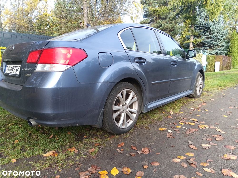Subaru Legacy Kombi 2.5i Lineartronic Comfort - 2