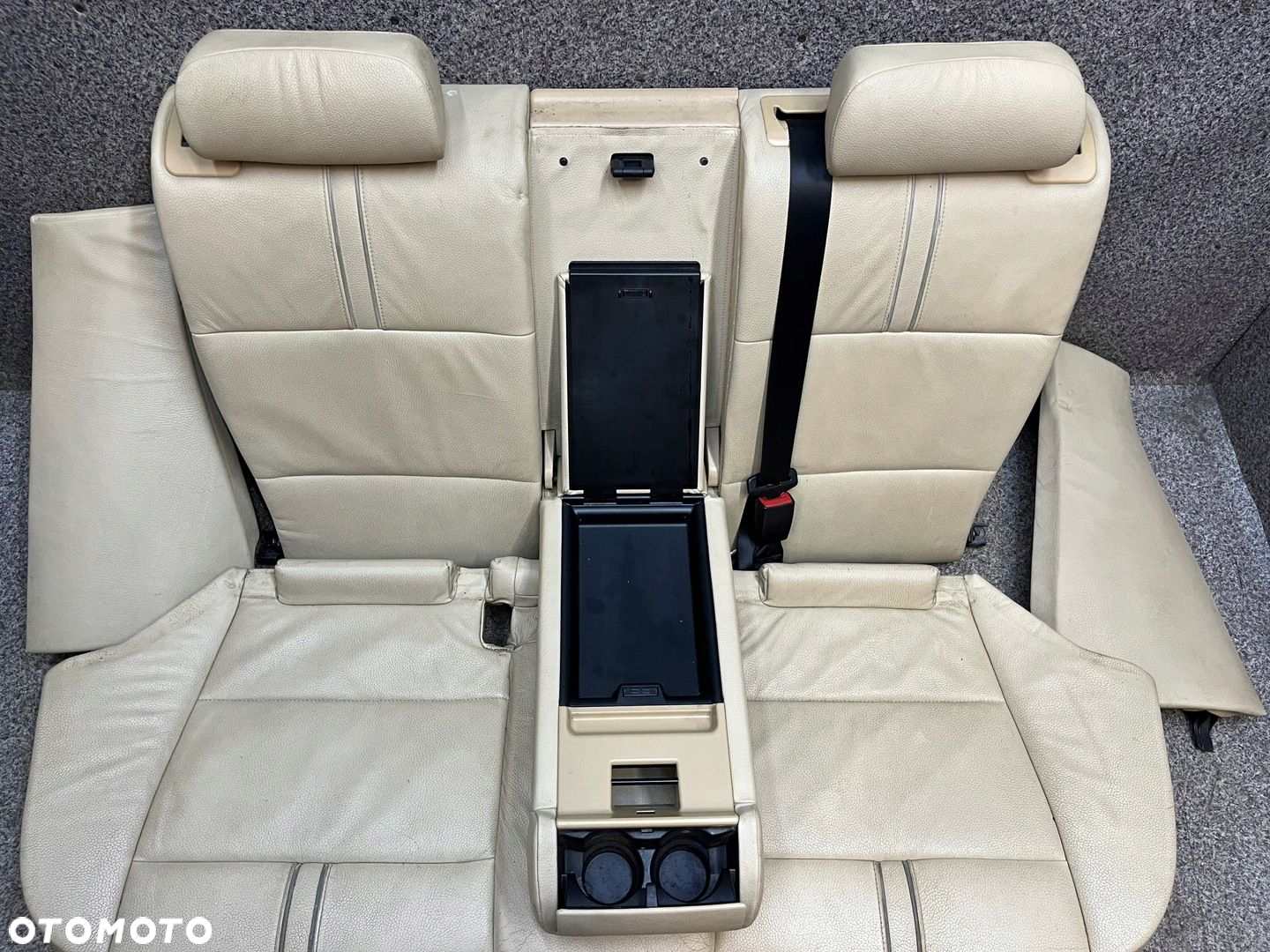 Kanapa tylna podlokietnik cupholder tyl skora bezowa LADNA BMW X3 E83 ORG - 7