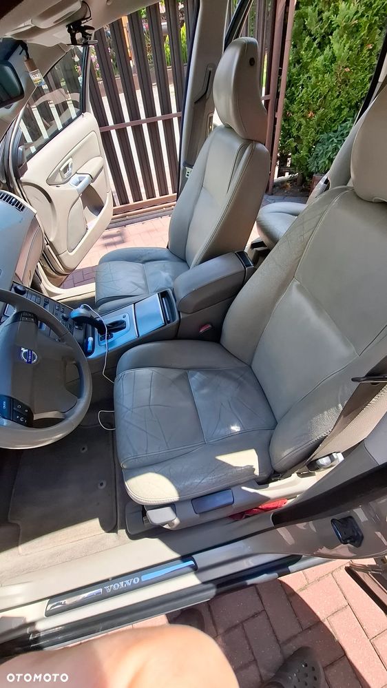 Volvo XC 90 - 6