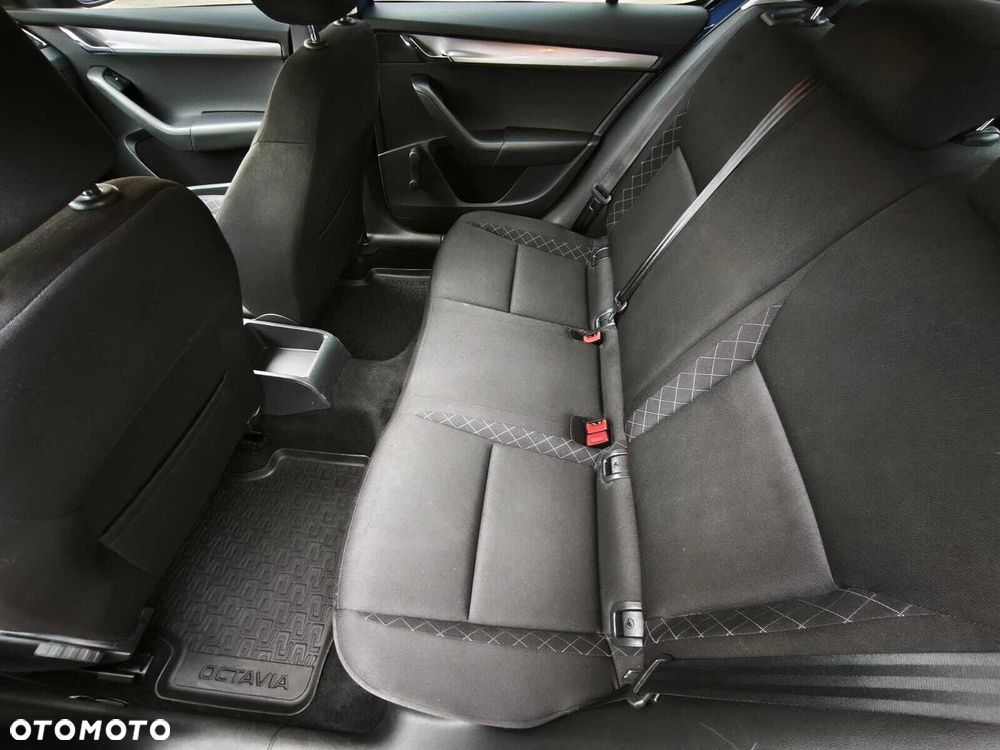 Skoda Octavia 1.6 TDI SCR Active - 19
