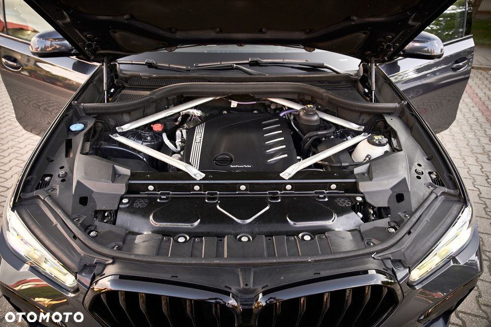 BMW X6 - 29