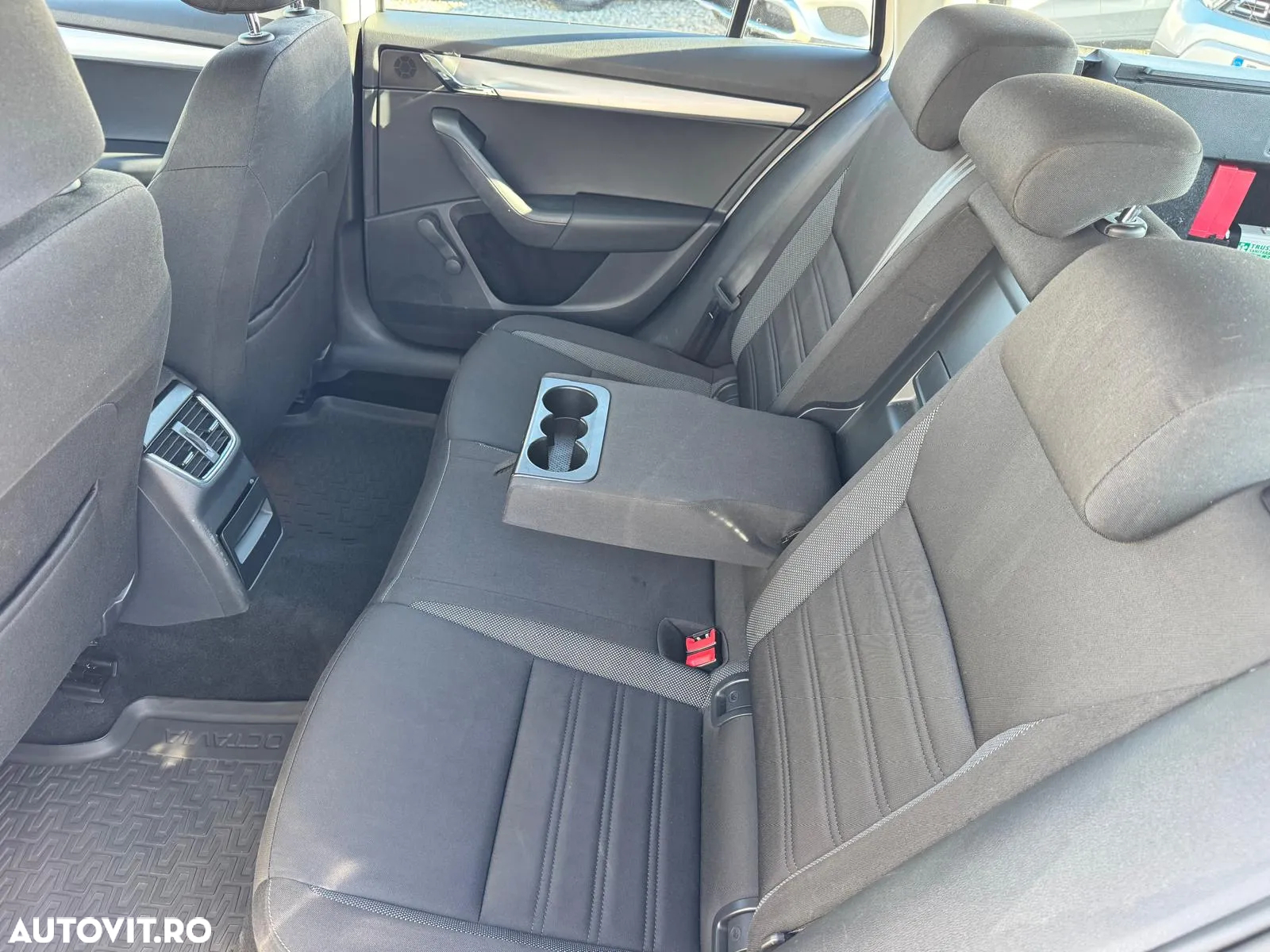 Skoda Octavia Combi Diesel 1.6 TDI Active - 15