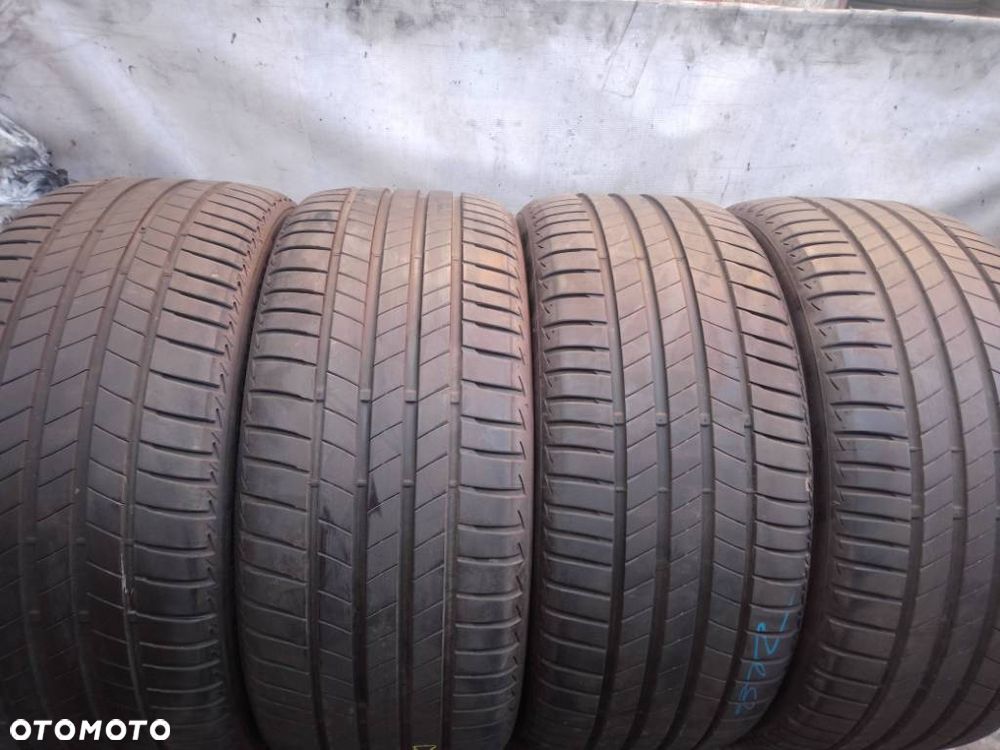 Bridgestone Turanza T005 245/40 R19 94W 2022 7-7.5mm - 1