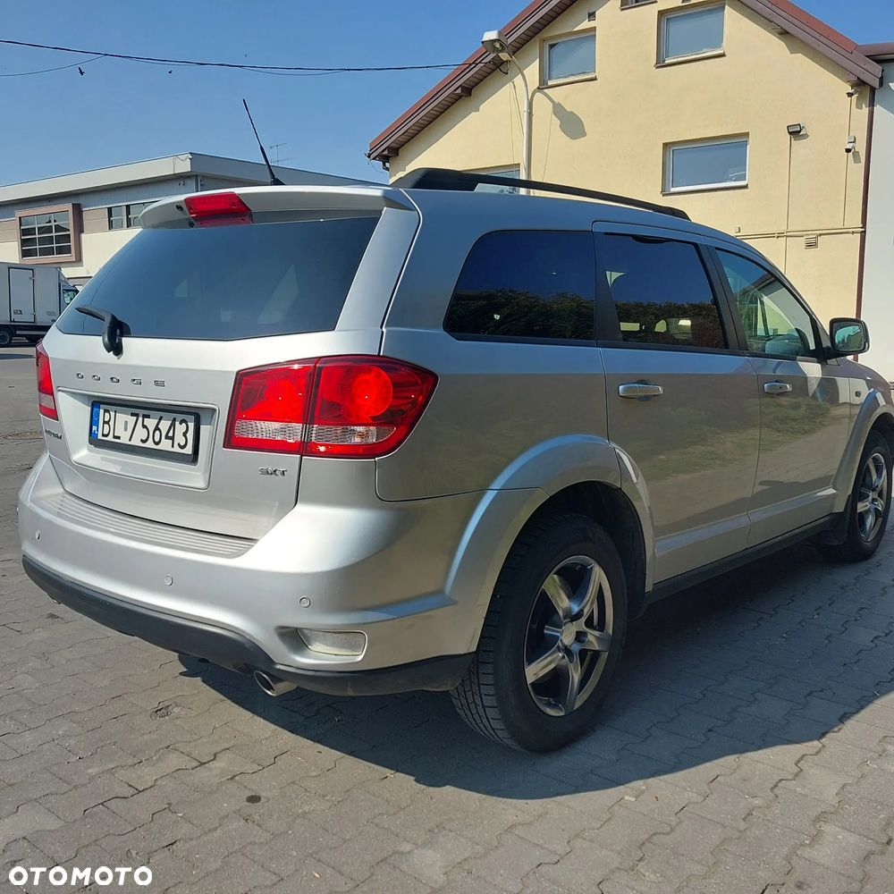 Dodge Journey - 4