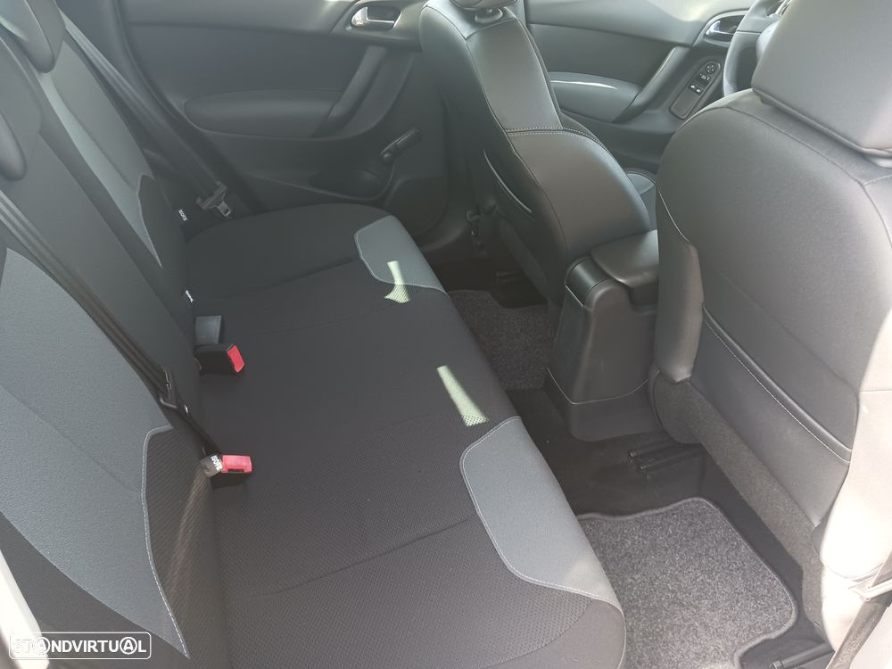 Citroën C3 1.4 Airdream Seduction - 32