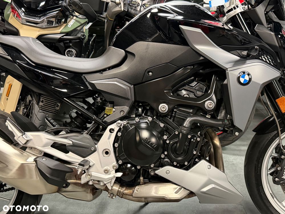 BMW F - 7