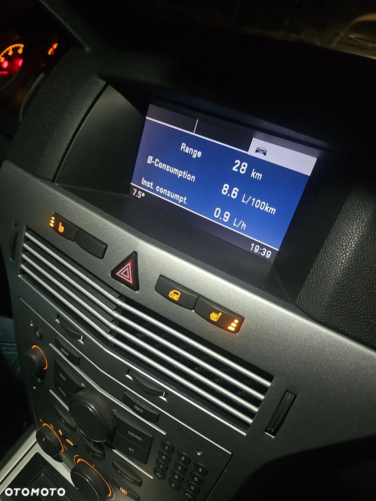 Opel Astra - 24