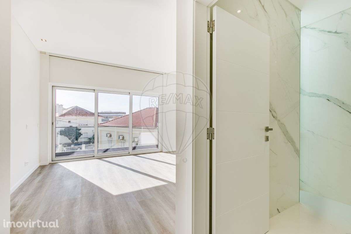 Moradia T4 para venda - Grande imagem: 2/38