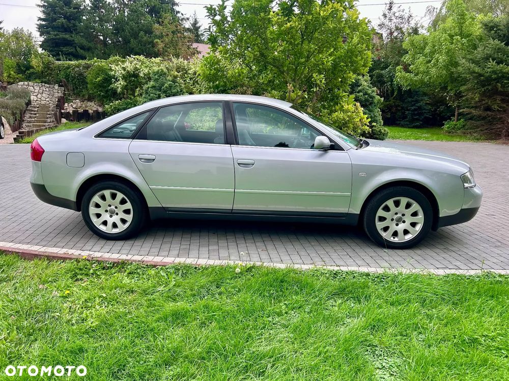 Audi A6 Limousine 2.4 - 15