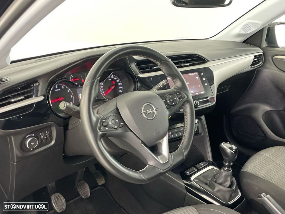 Opel Corsa 1.2 T Edition — fotografia 15