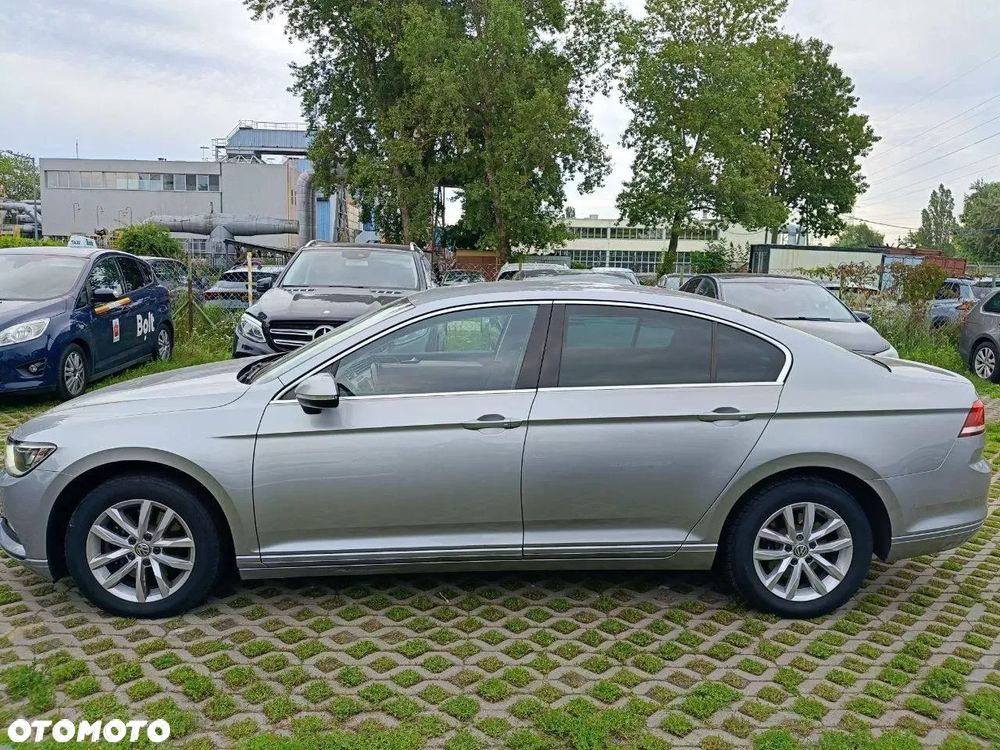 Volkswagen Passat 1.5 TSI EVO Comfortline DSG - 4