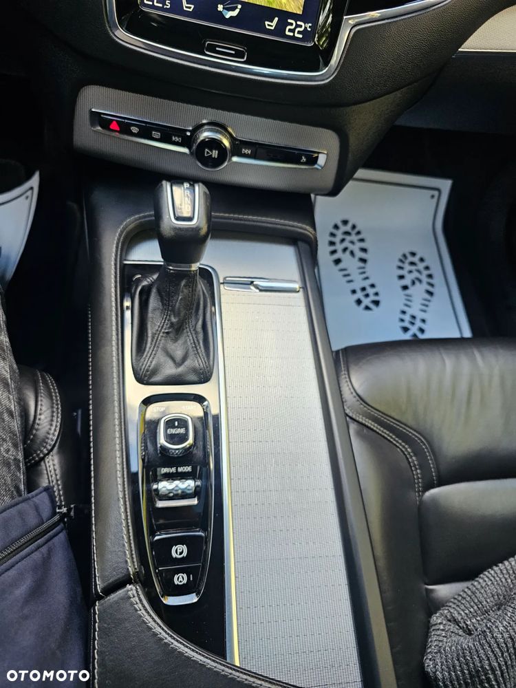 Volvo XC 90 D5 AWD Inscription 7os - 20