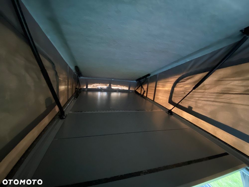 Volkswagen Caravelle - 13