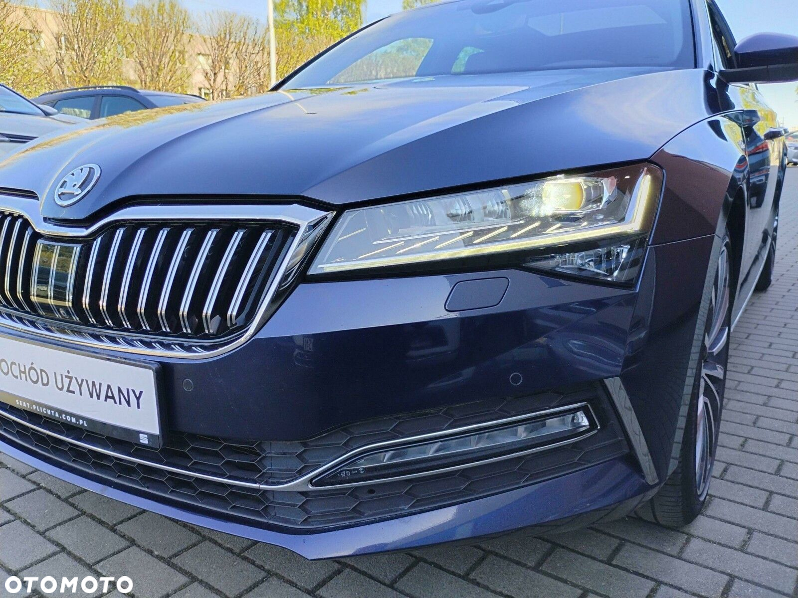 Skoda Superb 2.0 TDI SCR 4x4 L&K DSG - 9