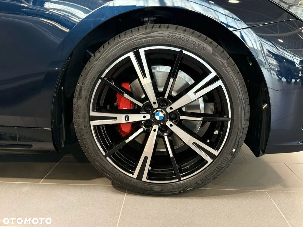BMW Seria 5 540d xDrive mHEV M Sport - 9
