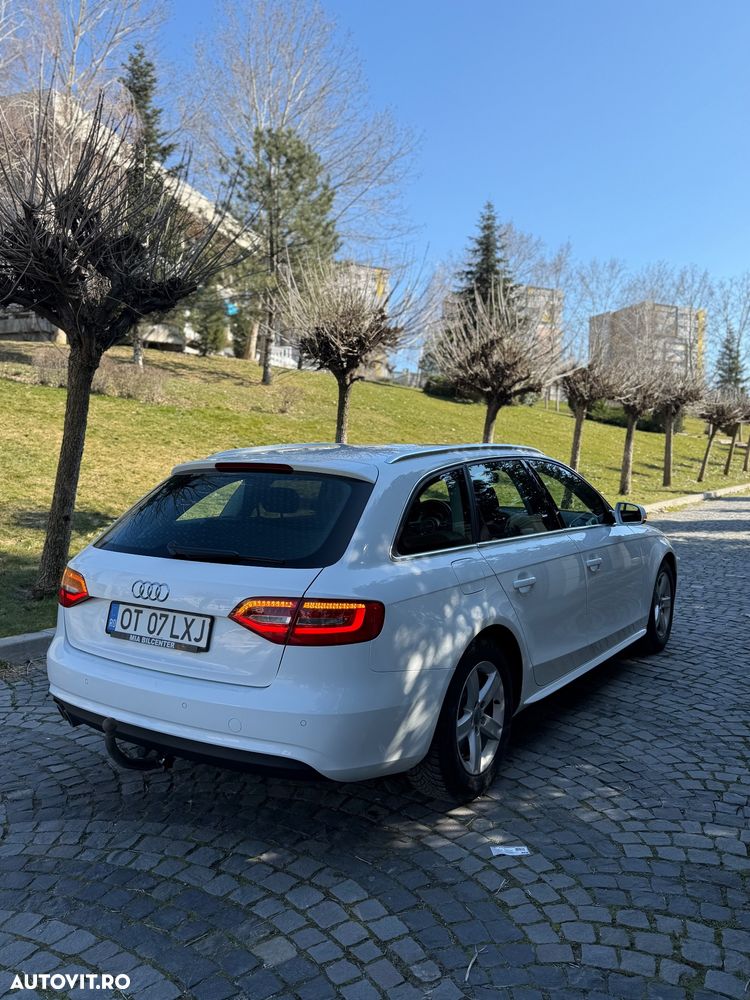 Audi A4 2.0 TDI DPF multitronic Attraction - 4