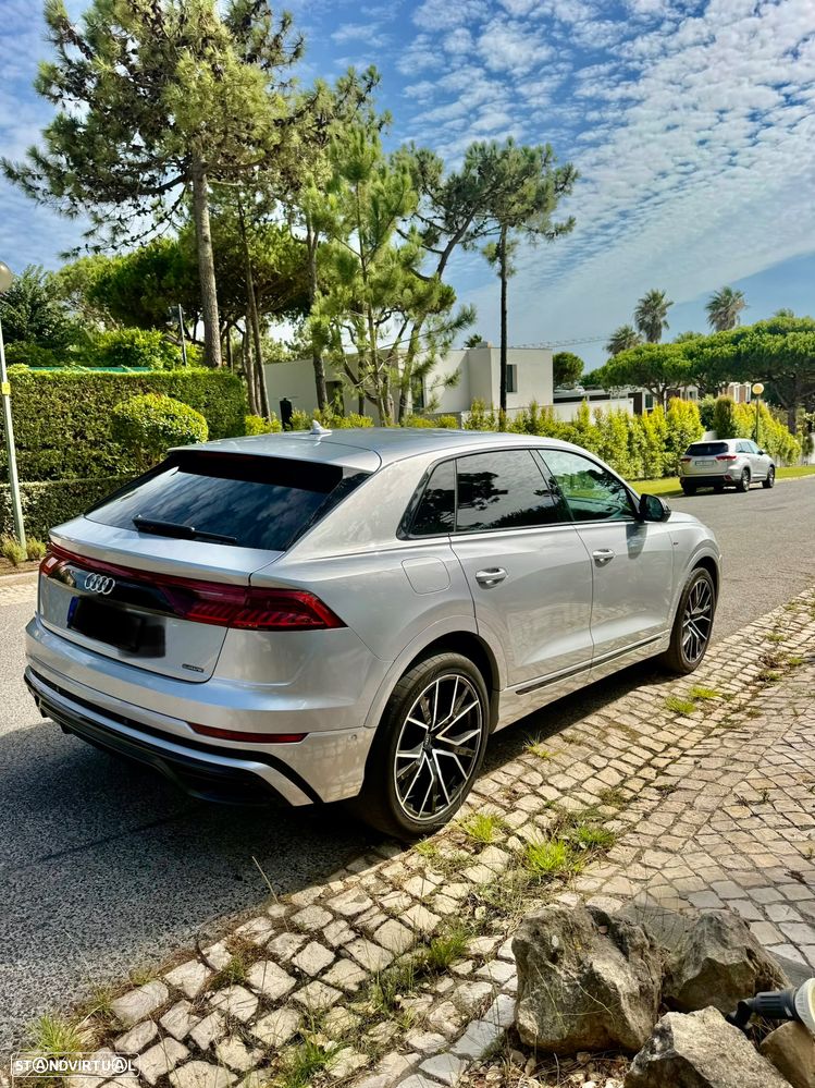 Audi Q8 55 TFSIe quattro Tiptronic - 2