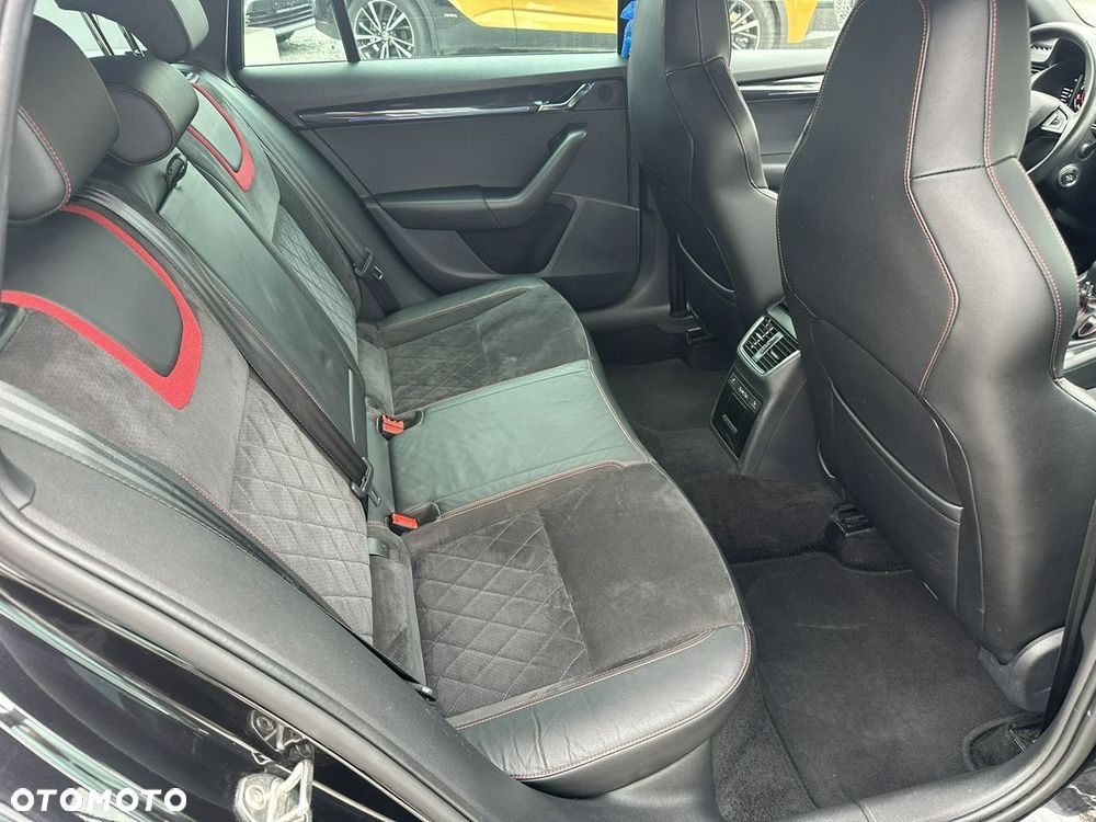 Skoda Octavia 2.0 TDI 4x4 DSG RS60 - 38