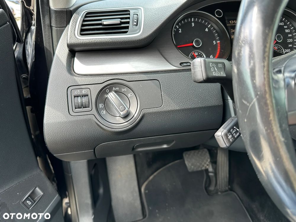 Volkswagen Passat Variant - 18